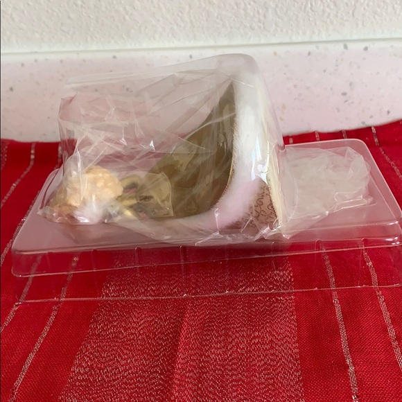 ‘95 Hallmark Happy Holidays Barbie Stocking Hanger - Picture 10 of 16